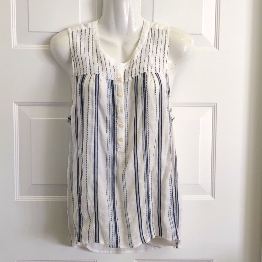 Lorimer Sleeveless High Low Top